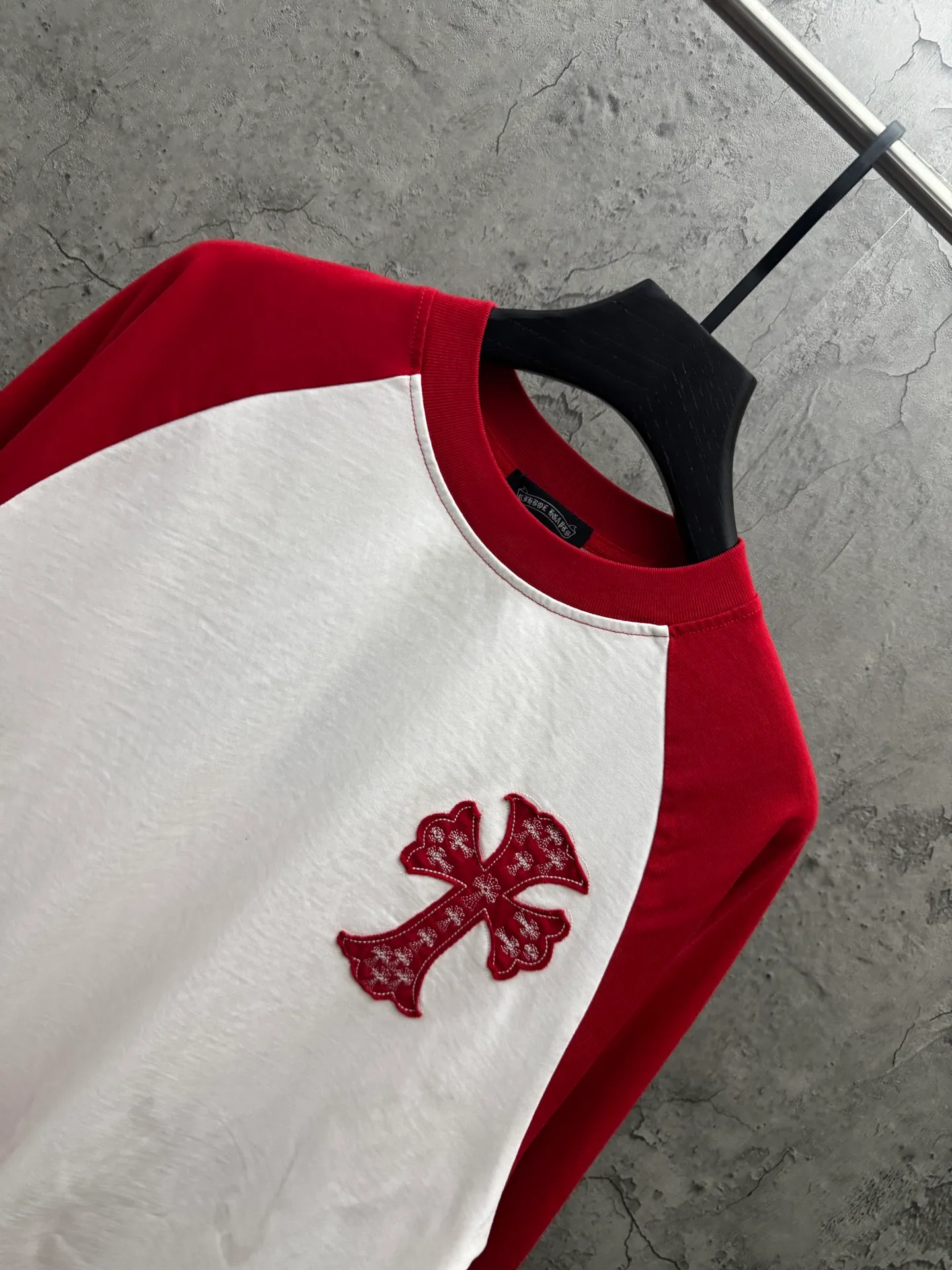 （ ， P， ） 𝗖H 2026 New Arrival Original 👑 ！ ： ➕100% 。Authentic ➕ ➕3D ➕ ： ！ ！ ：Black White Size：S M L XL ：2120